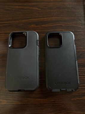 OtterBox Black- iPhone 13 Pro